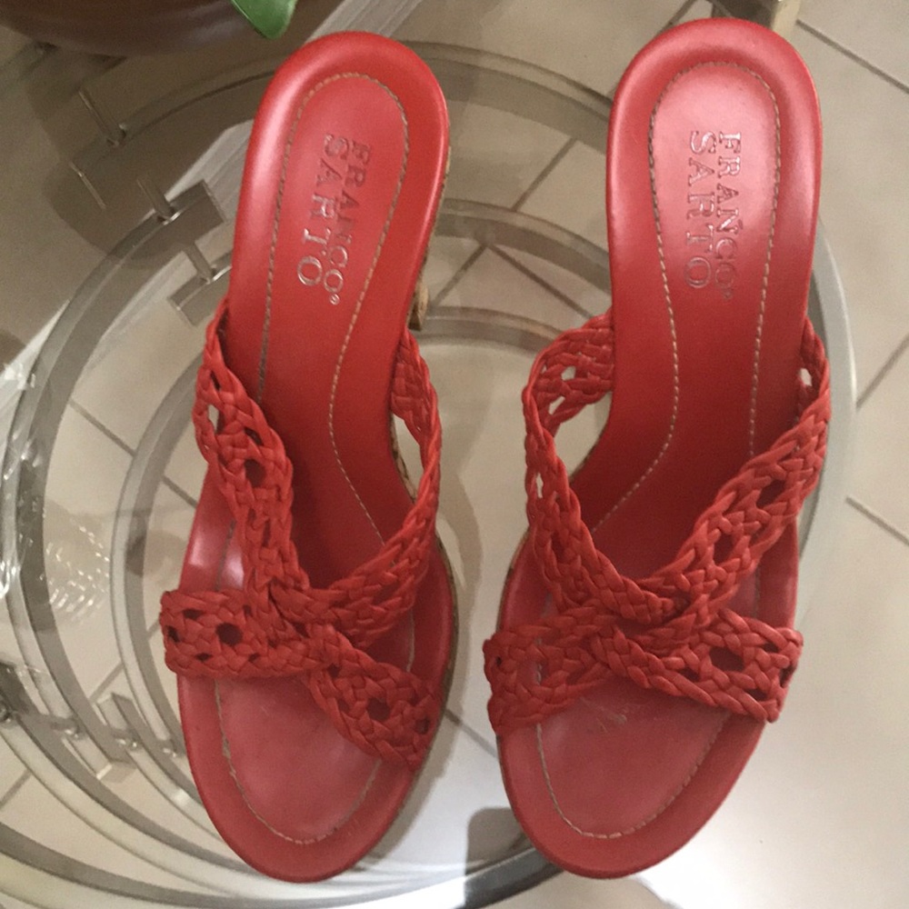 Sandals with platform - Picture 2 of 4